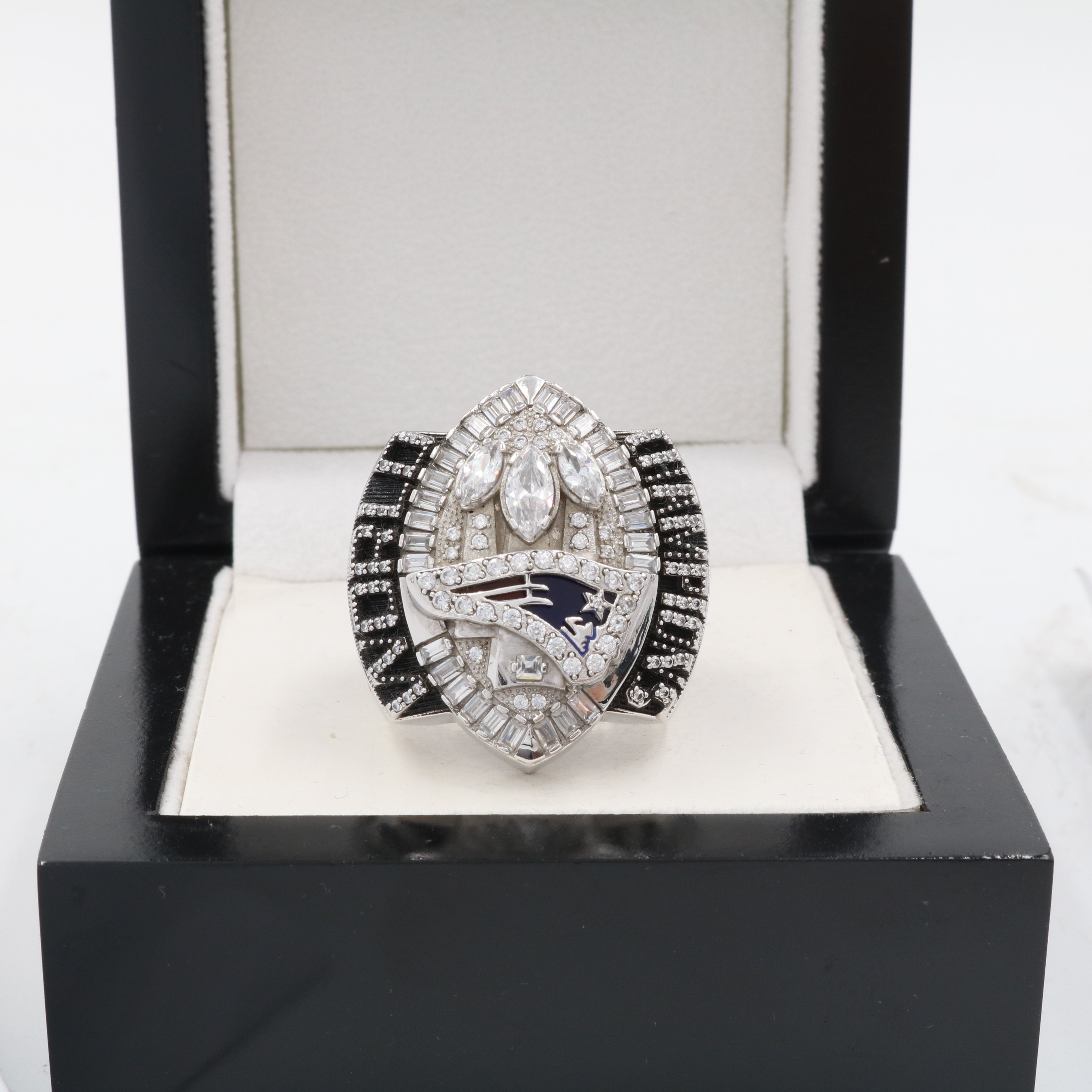 2004 New England Patriots Super Bowl Ring - Ultra Premium Series