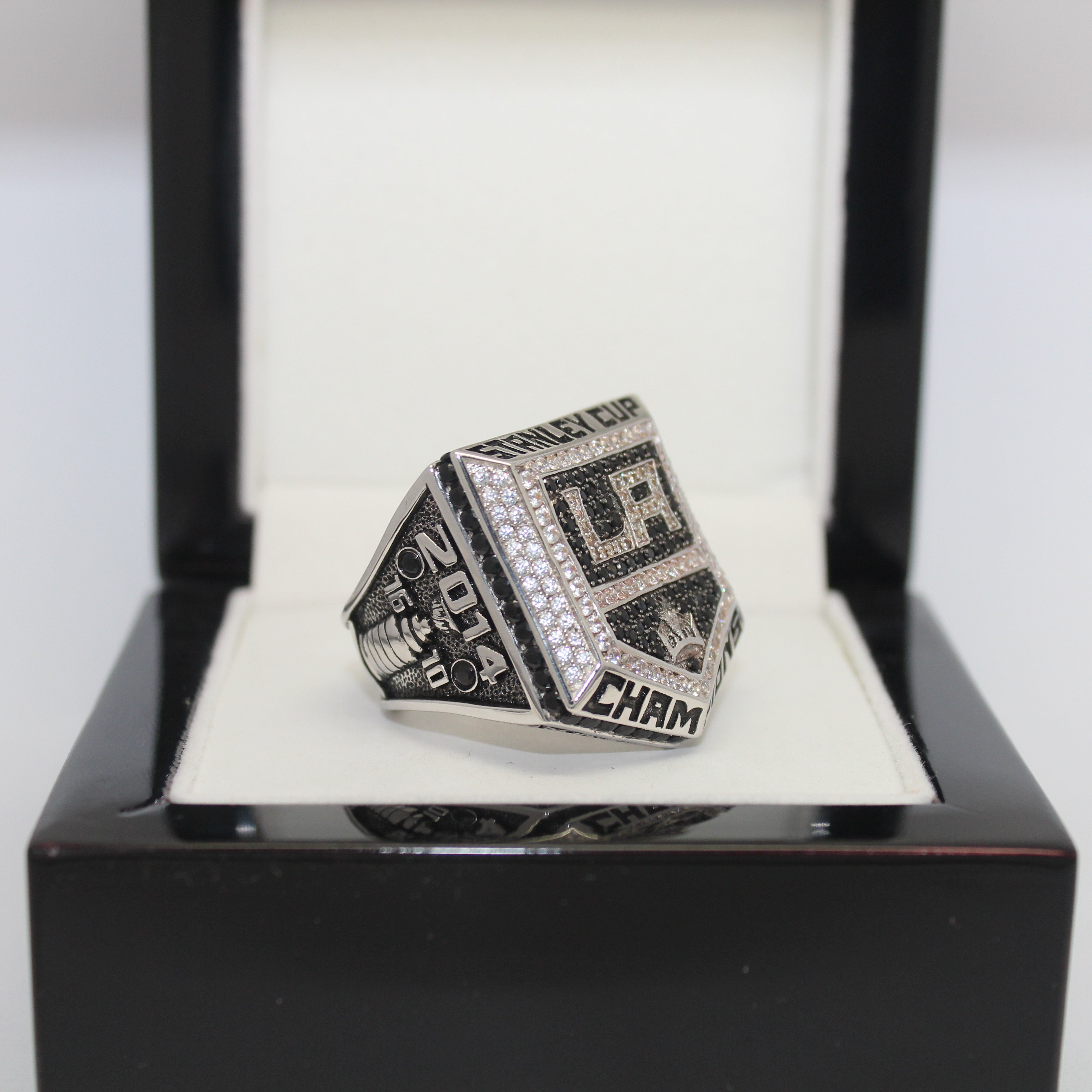 2014 Los Angeles Kings Stanley Cup Ring - Ultra Premium Series