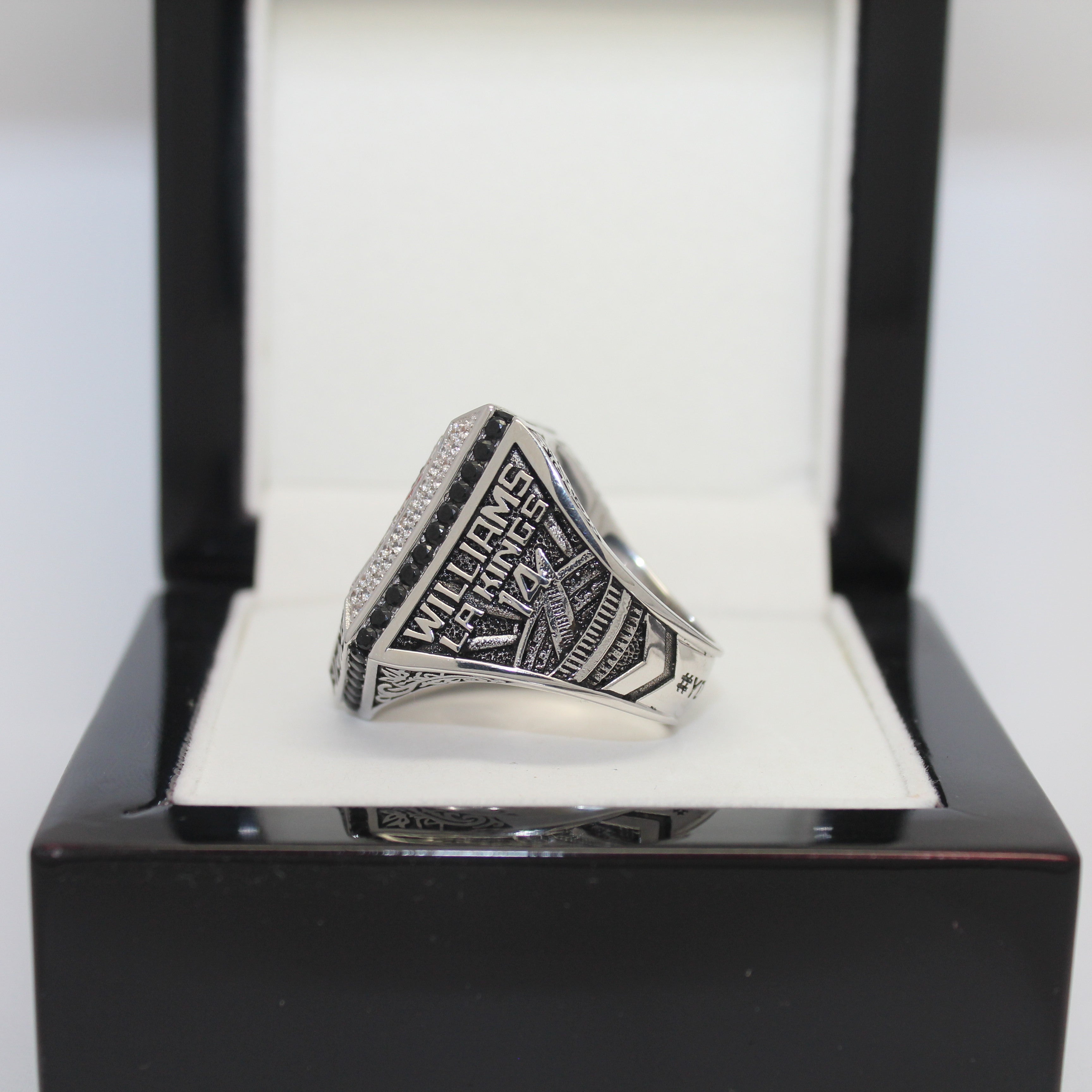2014 Los Angeles Kings Stanley Cup Ring - Ultra Premium Series