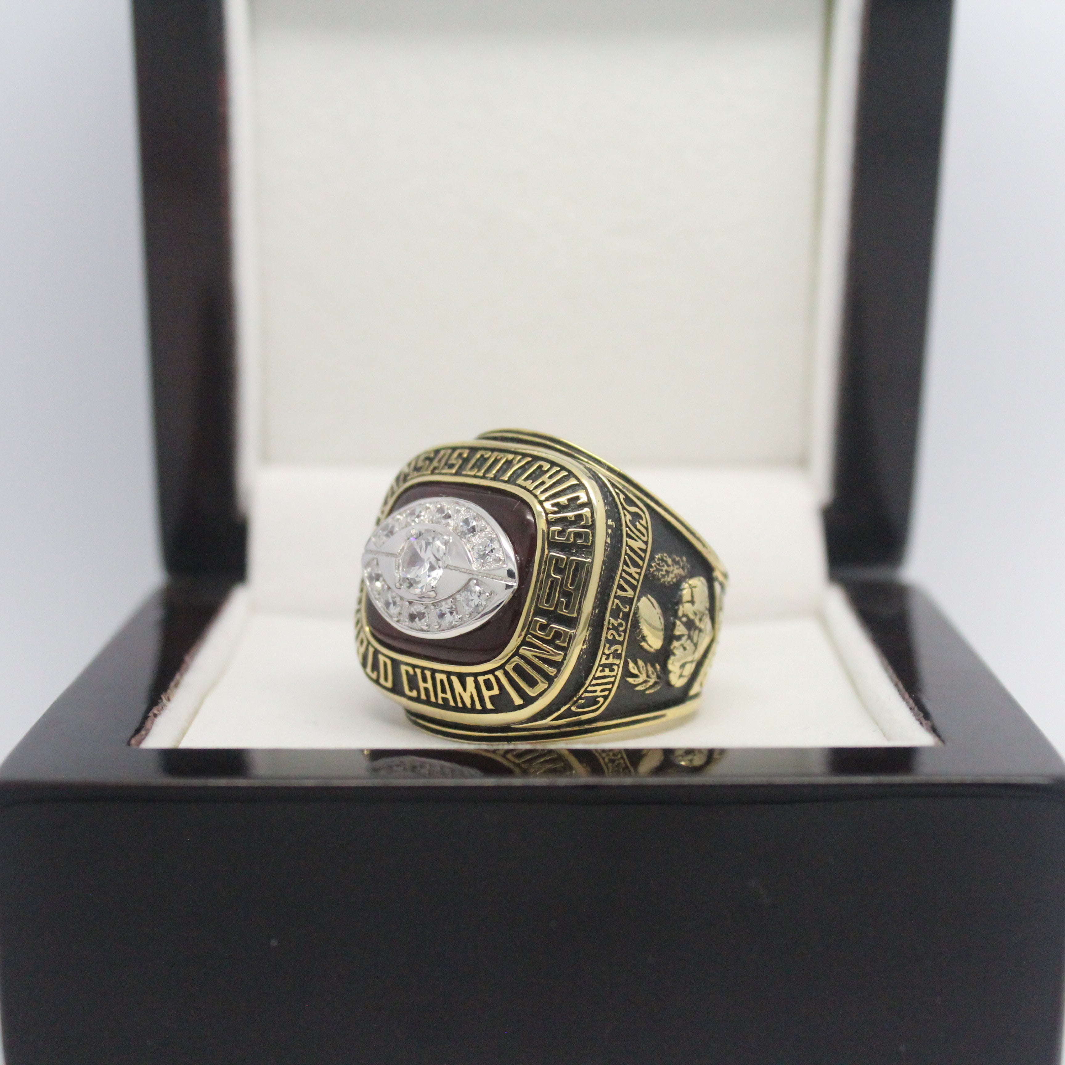 1969 Kansas City Chiefs Super Bowl Ring - Ultra Premium Series