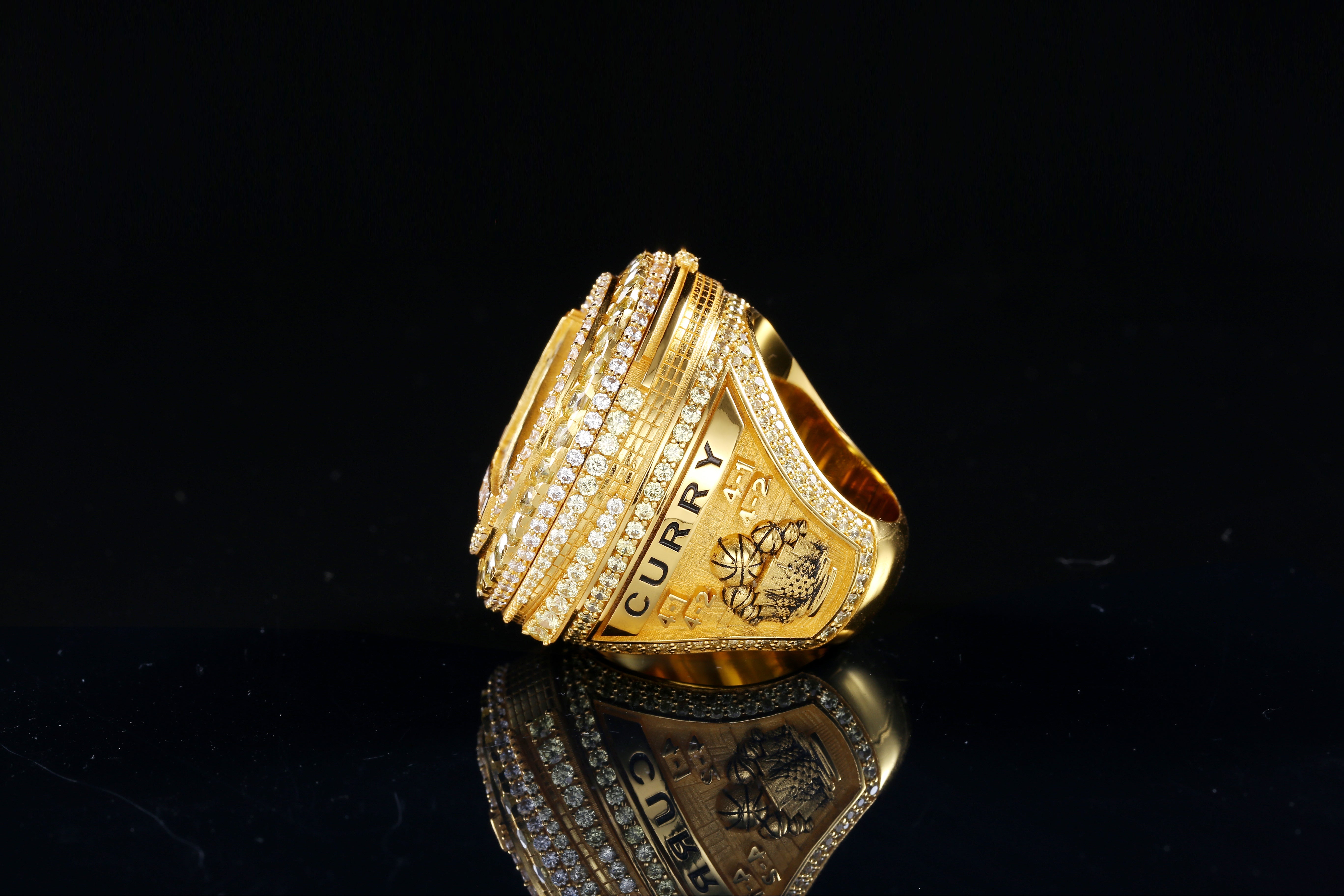 2022 Golden State Warriors Championship Ring - Ultra Premium Series