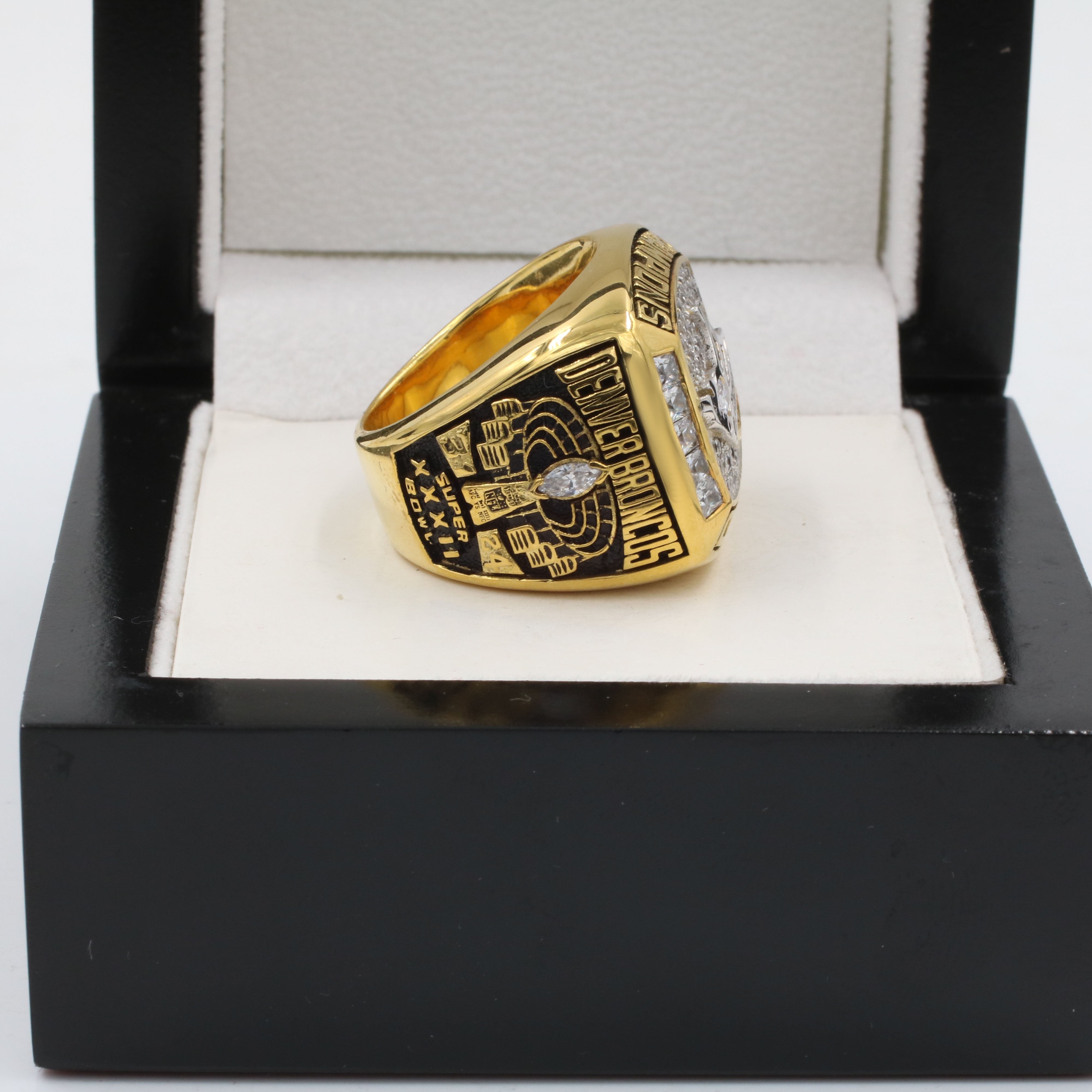1997 Denver Broncos Super Bowl Ring - Ultra Premium Series