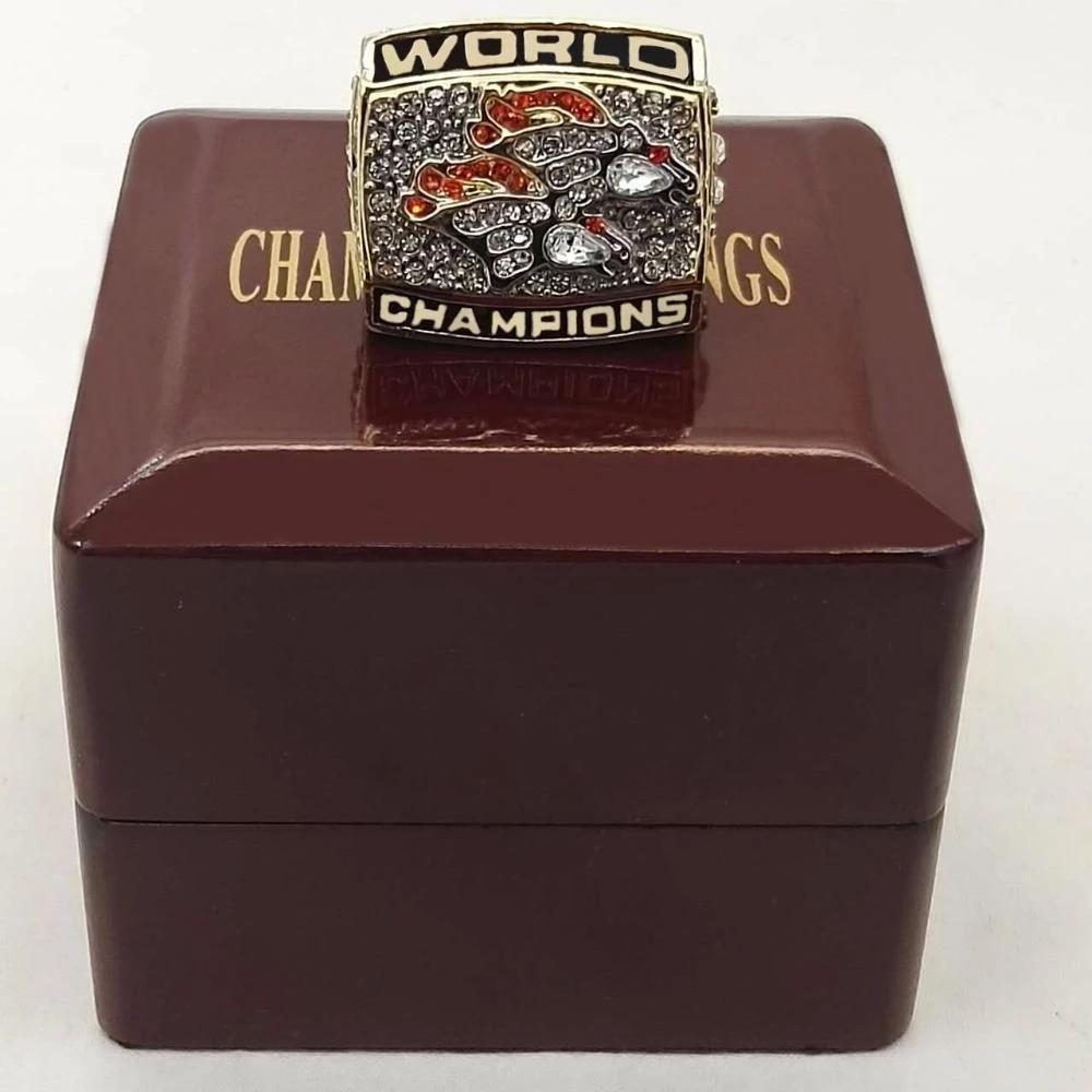 1998 Denver Broncos Super Bowl Championship Ring - Standard Series