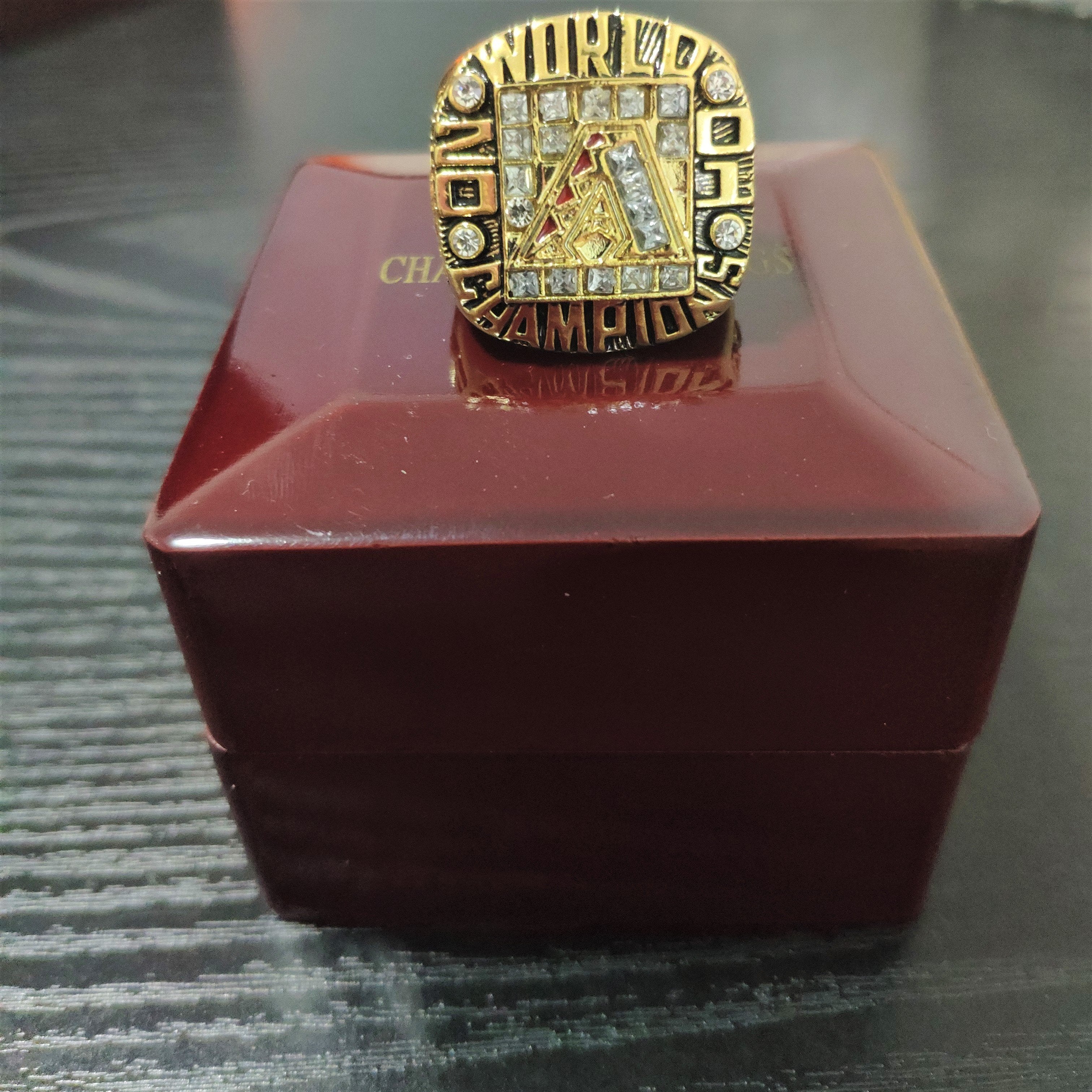 2001 Arizona Diamondbacks World series Rings - Standard Series