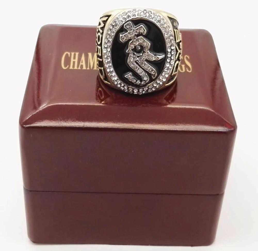 2005 Chicago White Sox World Series Championship Ring - Standard Series
