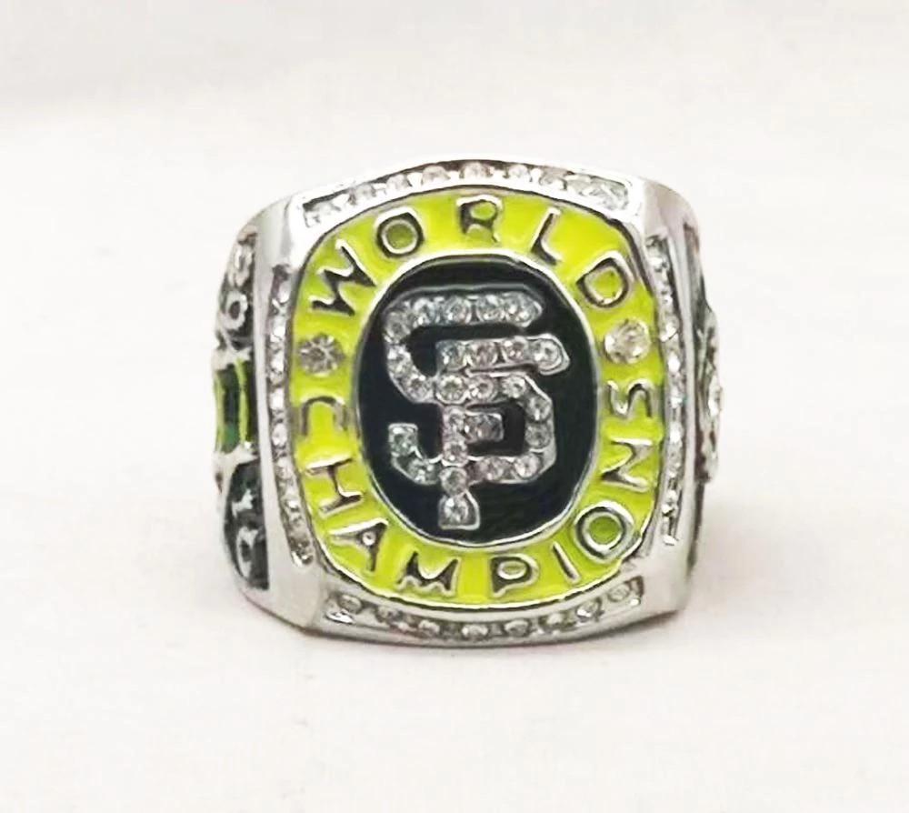 2010 San Francisco Giants World Series Championship Ring - Standard Series