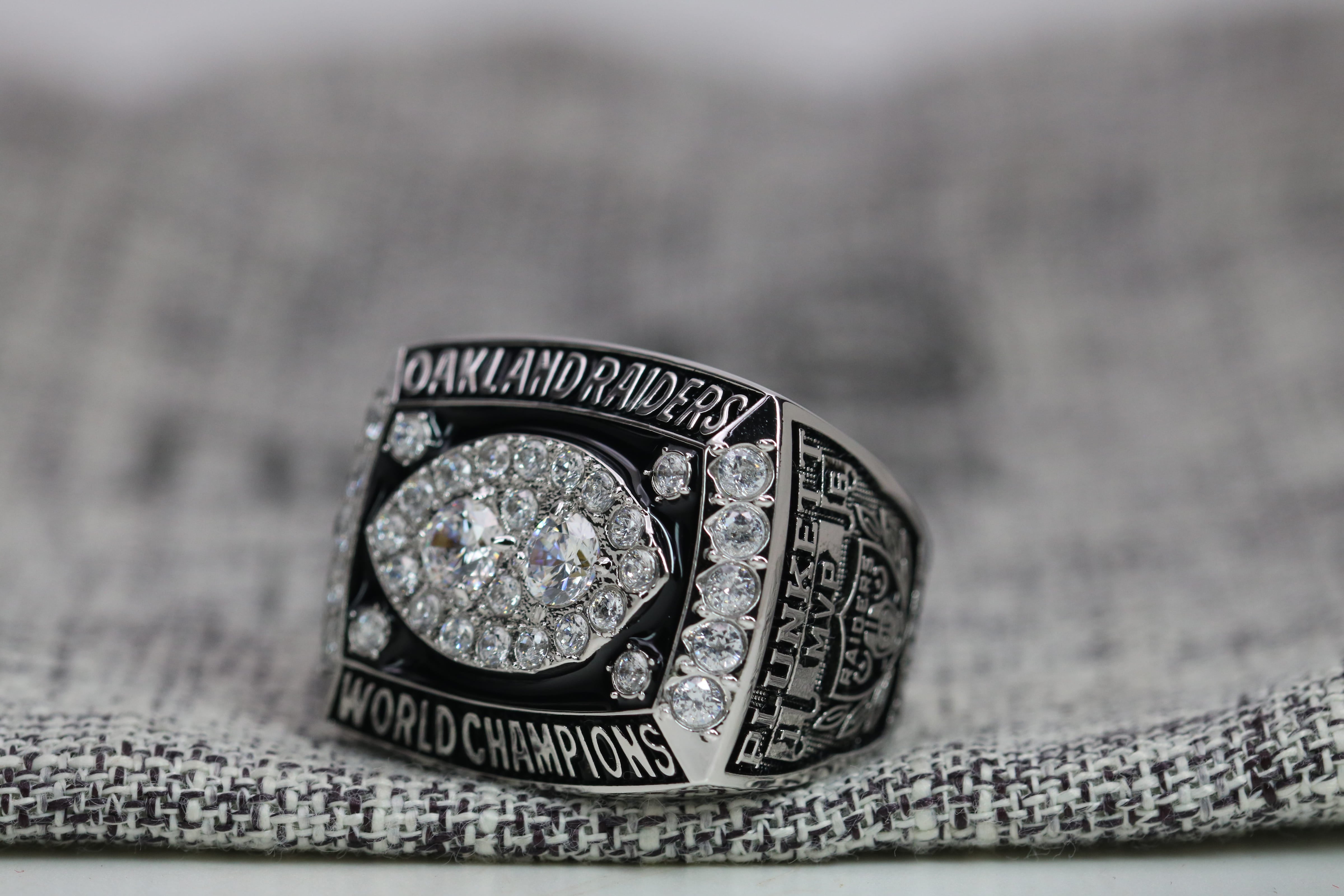 1980 Oakland Raiders Super Bowl Ring - Premium Series