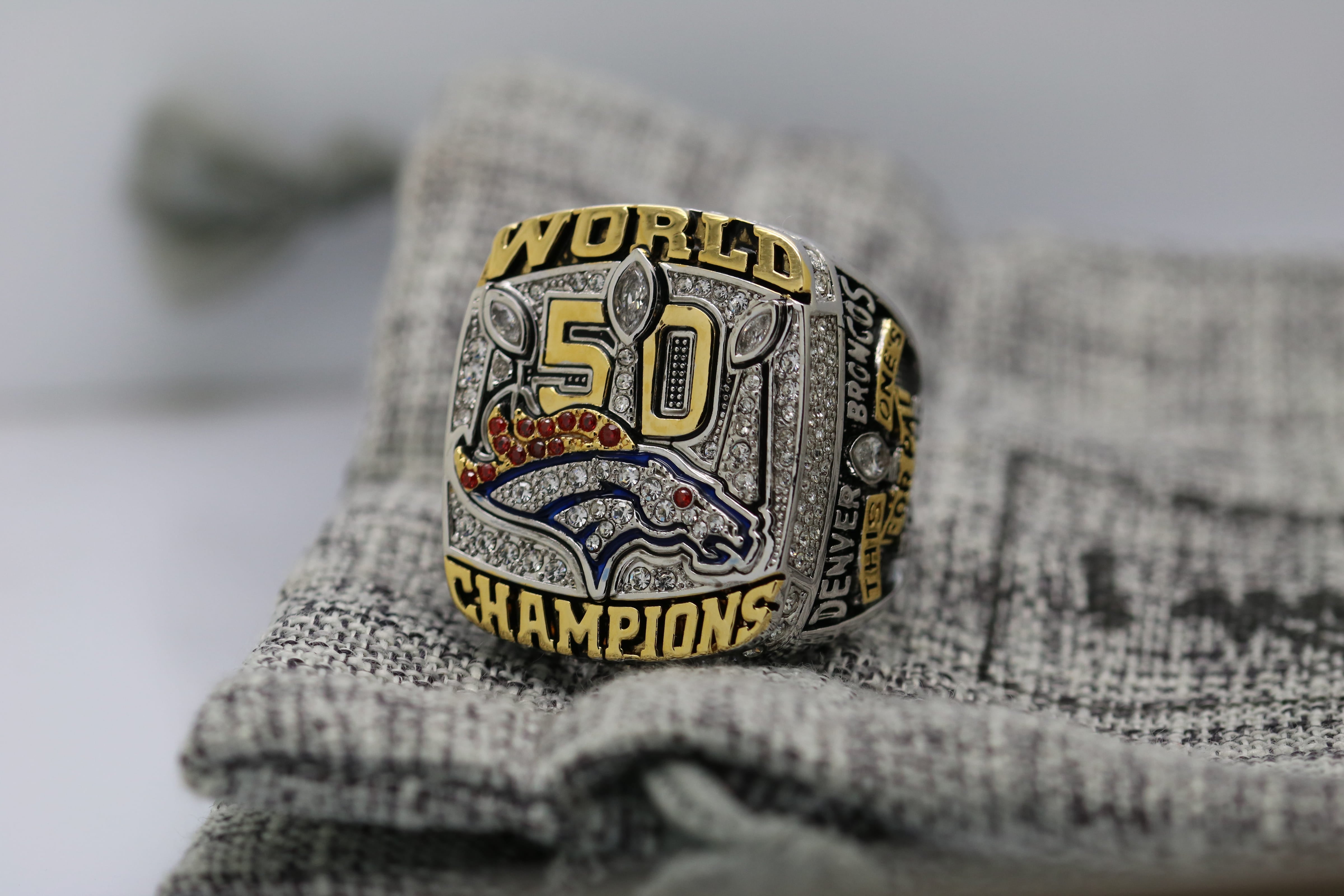 2015 Denver Broncos Super Bowl Ring - Premium Series