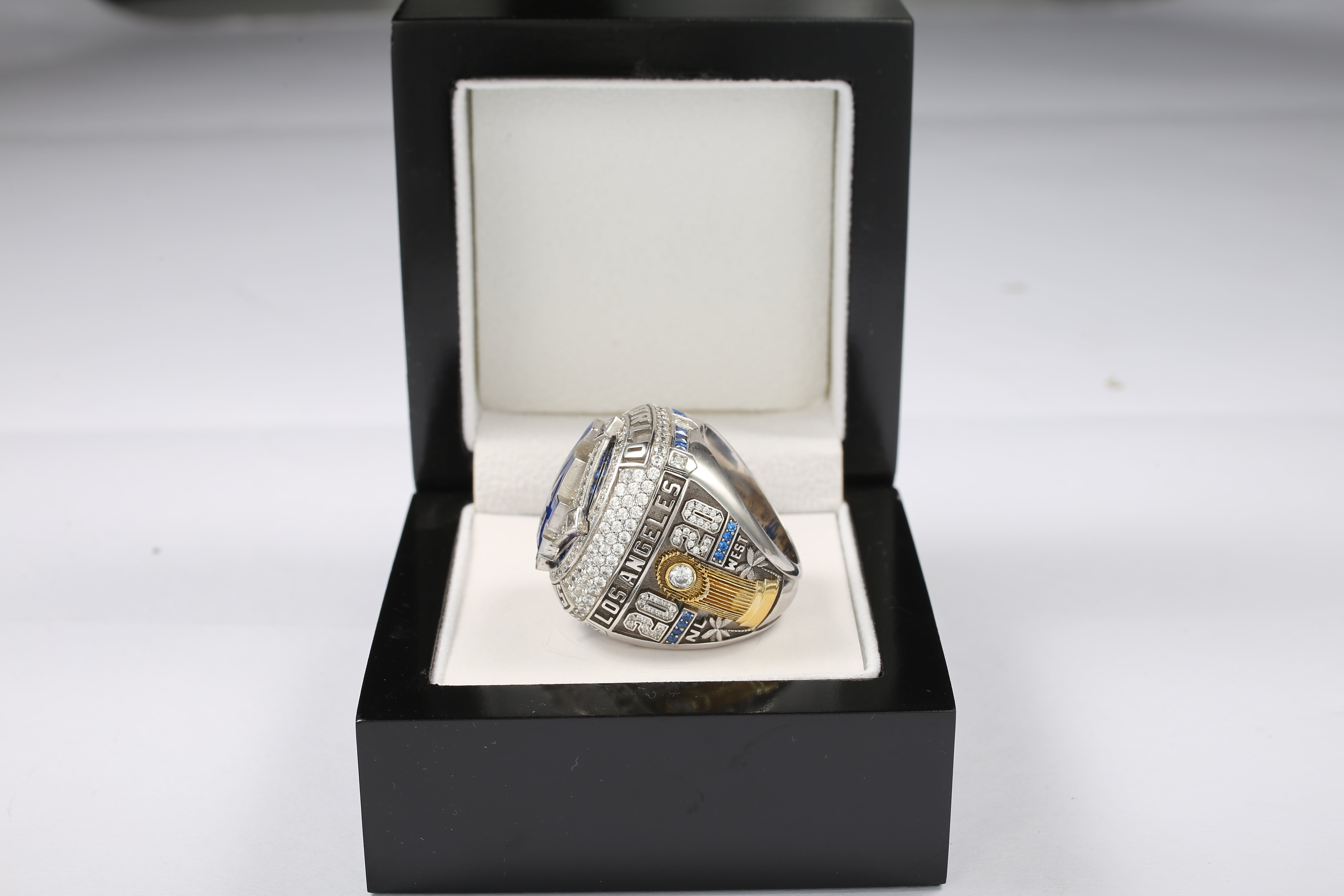 2020 Los Angeles Dodgers World Series Championship Ring - Ultra Premium Series