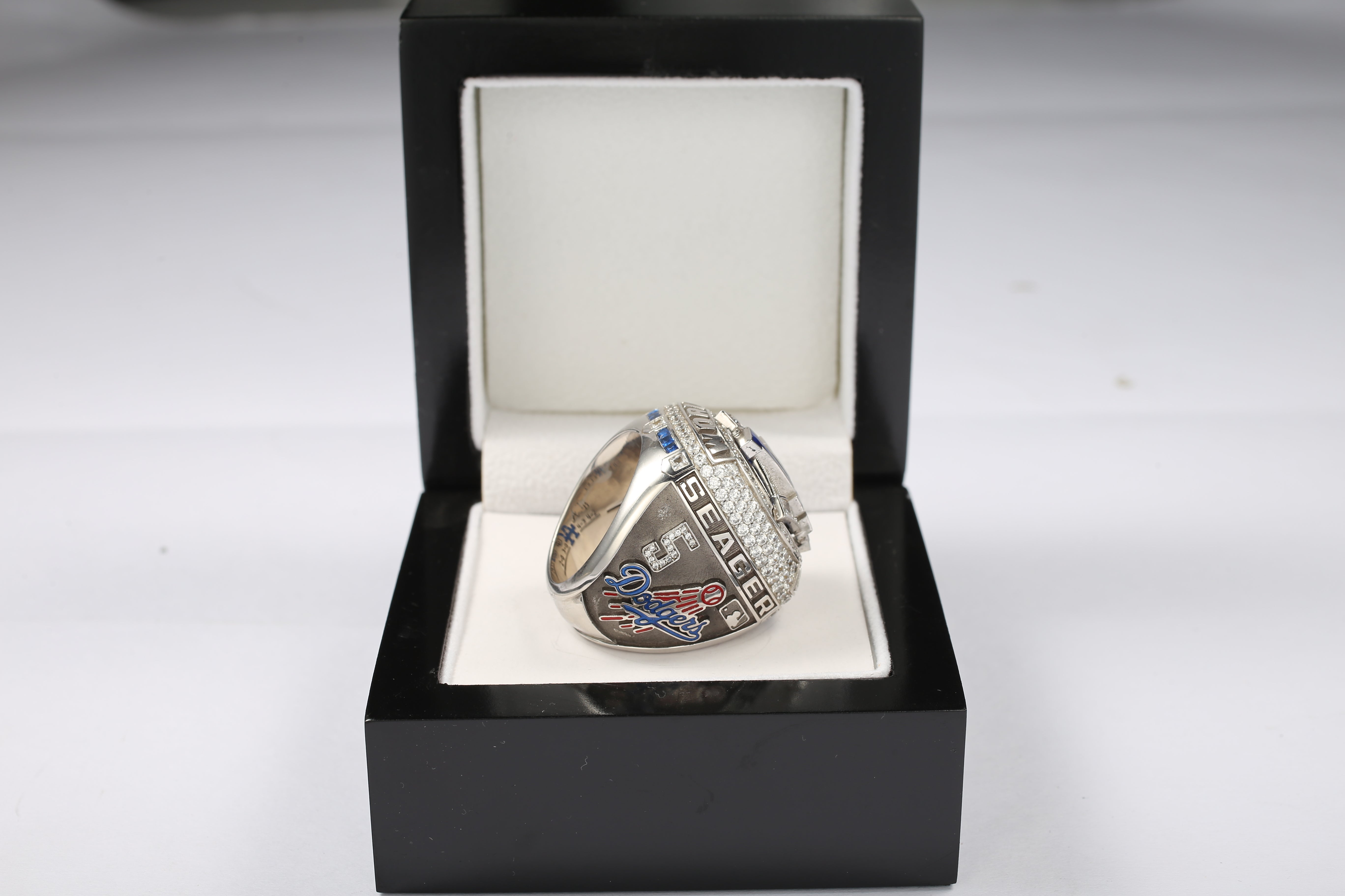 2020 Los Angeles Dodgers World Series Championship Ring - Ultra Premium Series