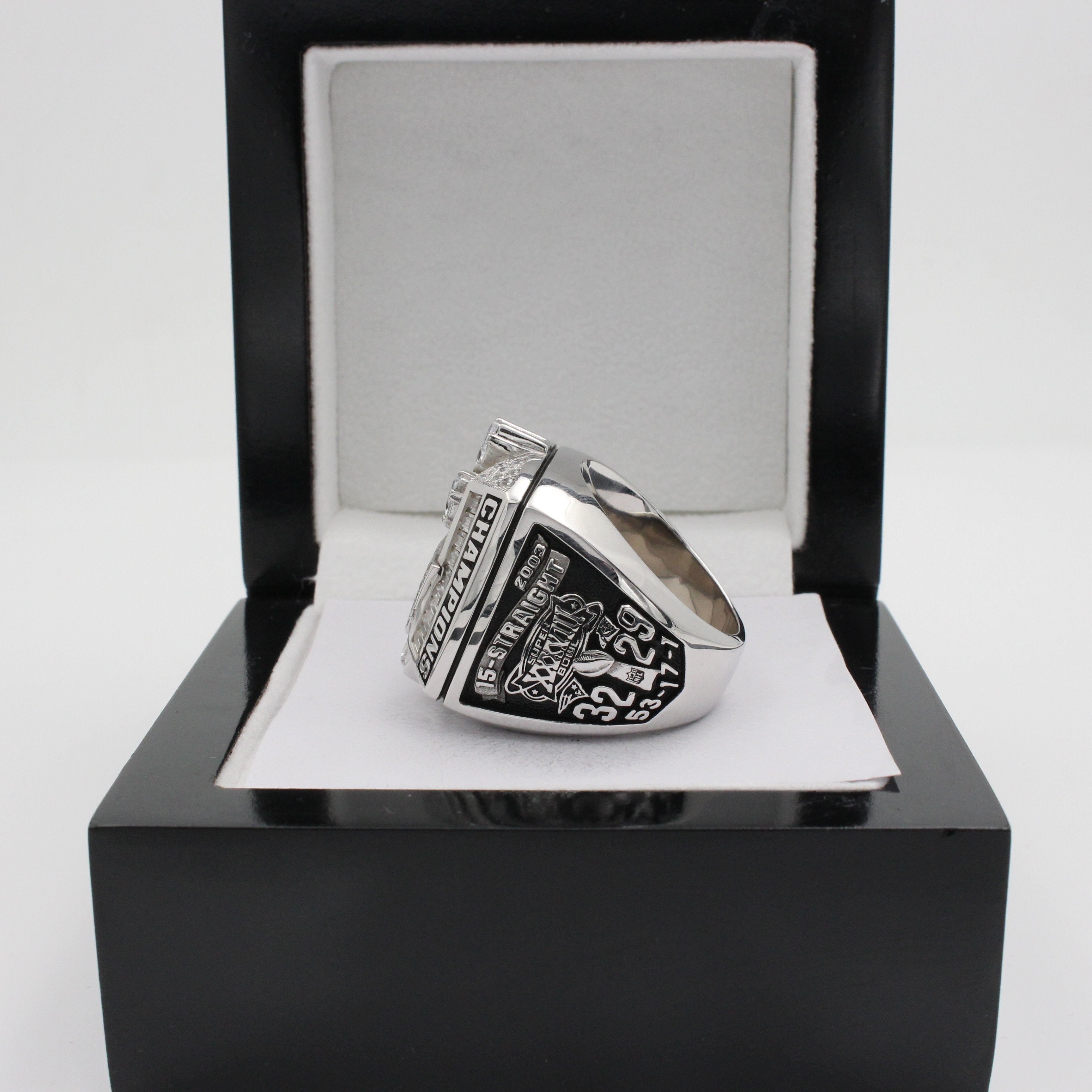 2003 New England Patriots Super Bowl Ring - Ultra Premium Series