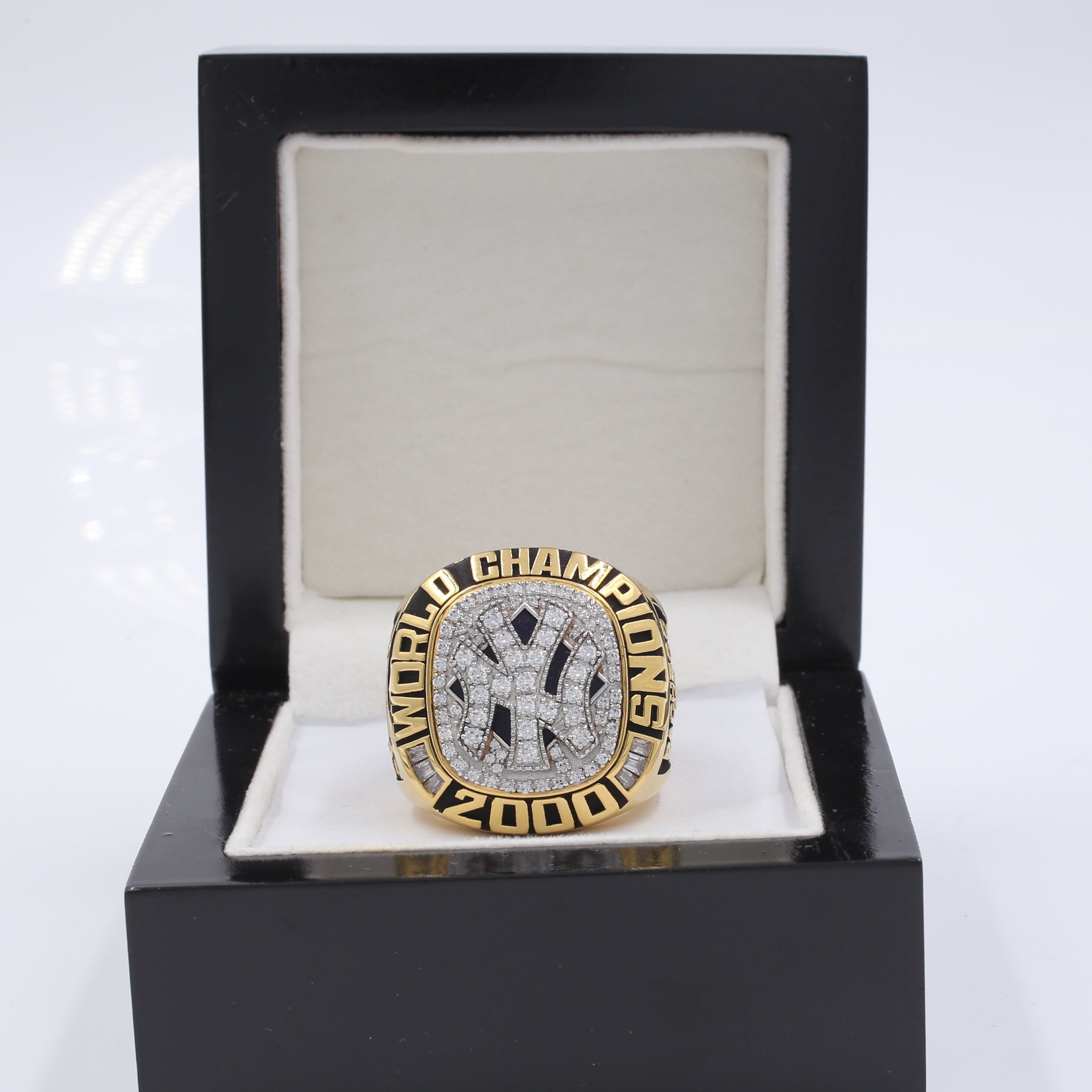 2000 New York Yankees World Series Championship Ring - Ultra Premium Series