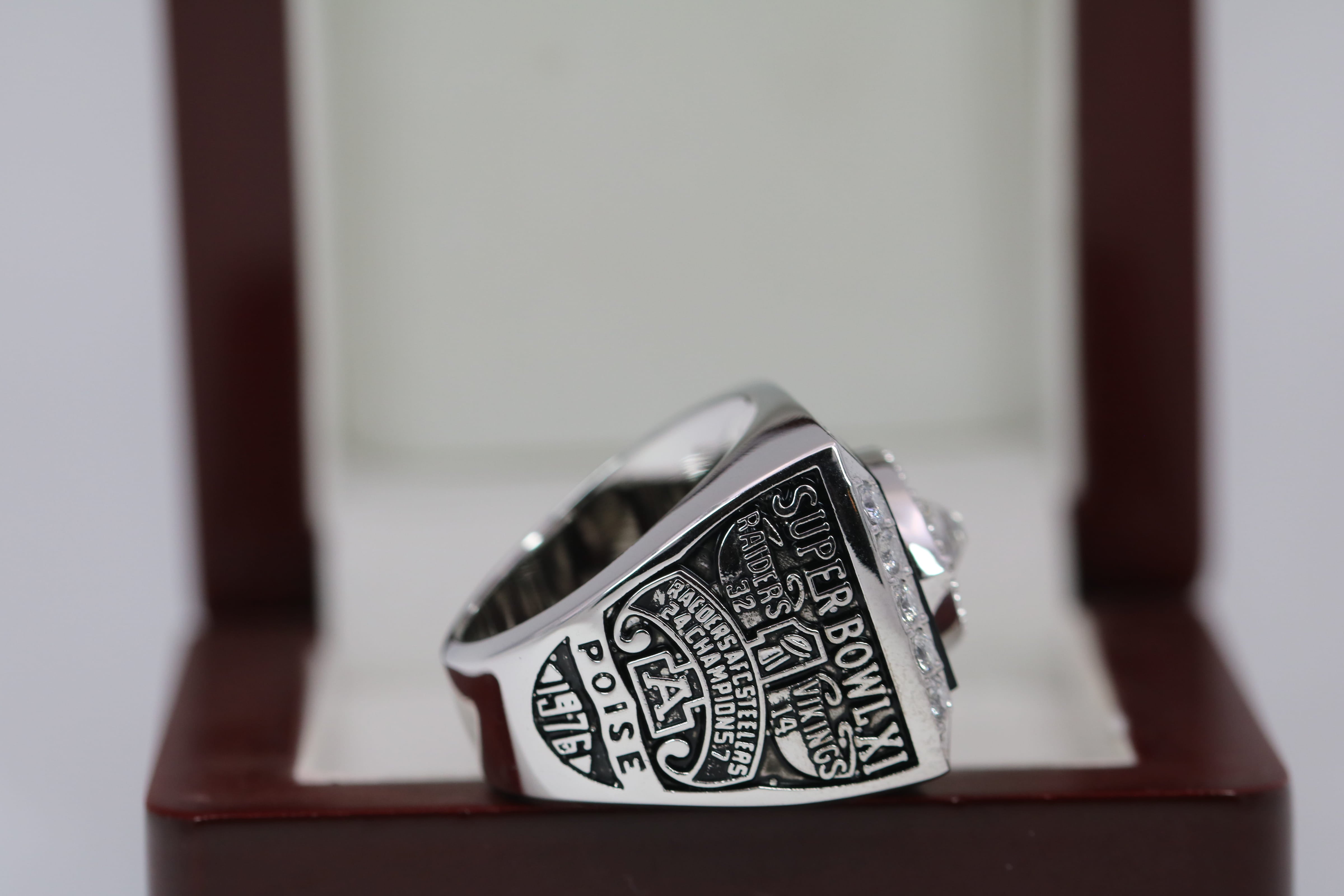 1976 Oakland Raiders Super Bowl Ring - Premium Series
